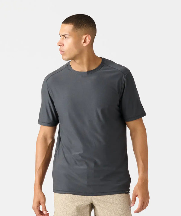 Aire Tee Charcoal Gray